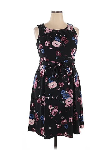Elle Casual Dress (view 1)
