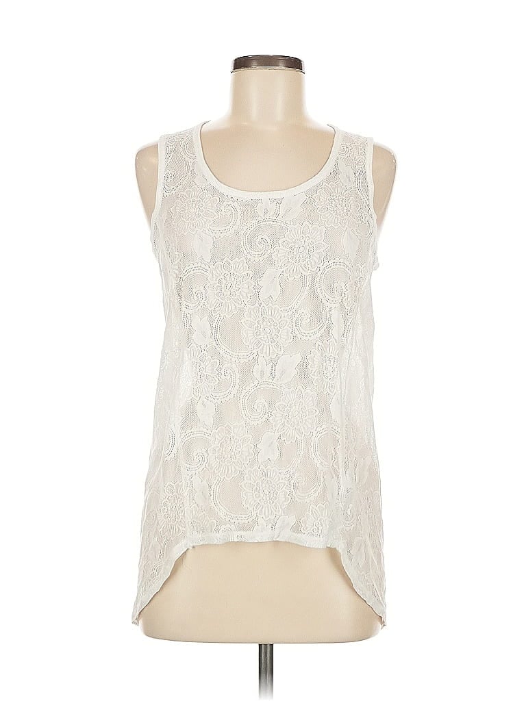Click to view more detailed imagery on our partner's website Pre-owned Peony Swimwear Sleeveless Blouse In White