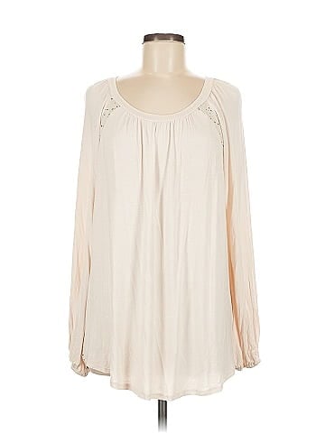 Betsey's Boutique Shop Long Sleeve T-Shirt (view 1)
