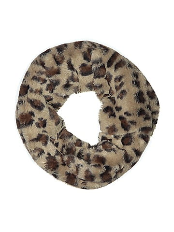KW Scarf (view 1)