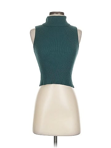 Kendall & Kylie Sleeveless Turtleneck (view 1)
