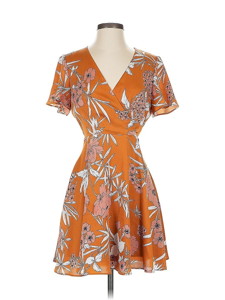 Click to view more detailed imagery on our partner's website Pre-owned Express Casual Dress In Orange
