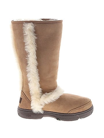Ugg Boots (view 1)