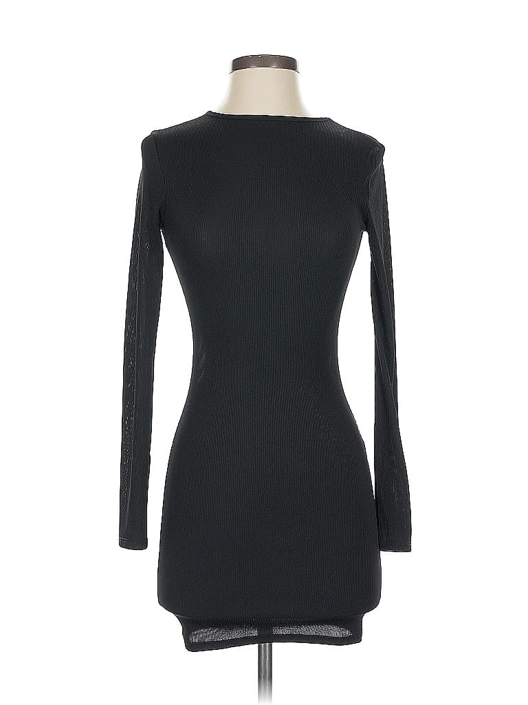 Pre-owned Prettylittlething Casual Dress In Black