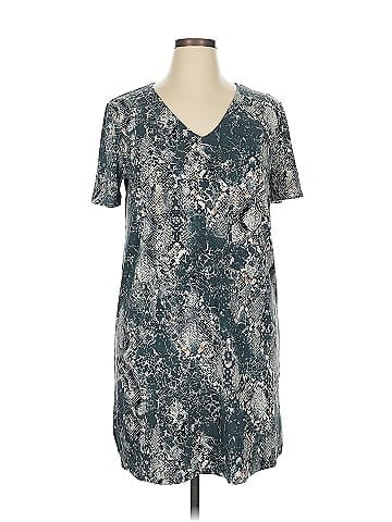 Christian Siriano New York Casual Dress (view 1)