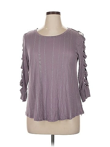 Jennifer Lopez 3/4 Sleeve Top (view 1)