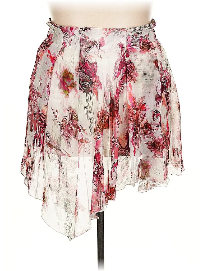 Click to view more detailed imagery on our partner's website Pre-owned Iro Casual Skirt In White