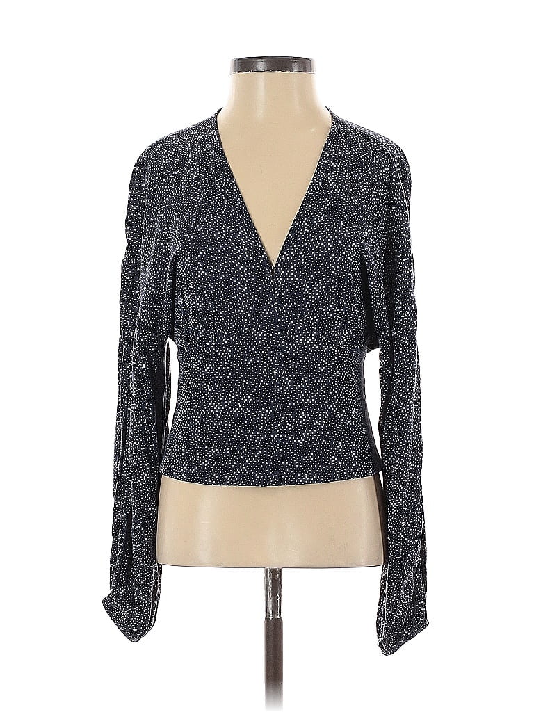 Click to view more detailed imagery on our partner's website Pre-owned Abercrombie & Fitch Long Sleeve Blouse In Blue