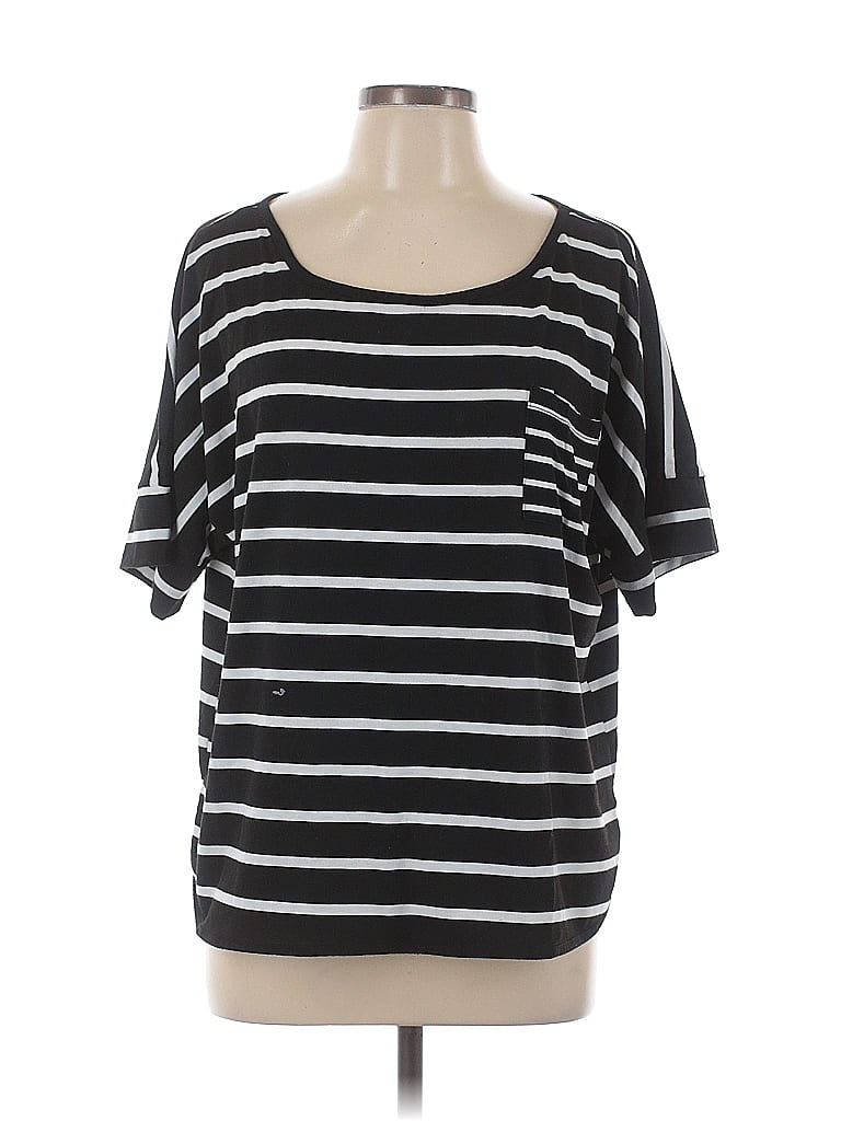 Pre-owned Finn & Grace Short Sleeve T-shirt In Black