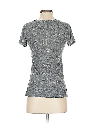 Old Navy Active T-Shirt (view 2)