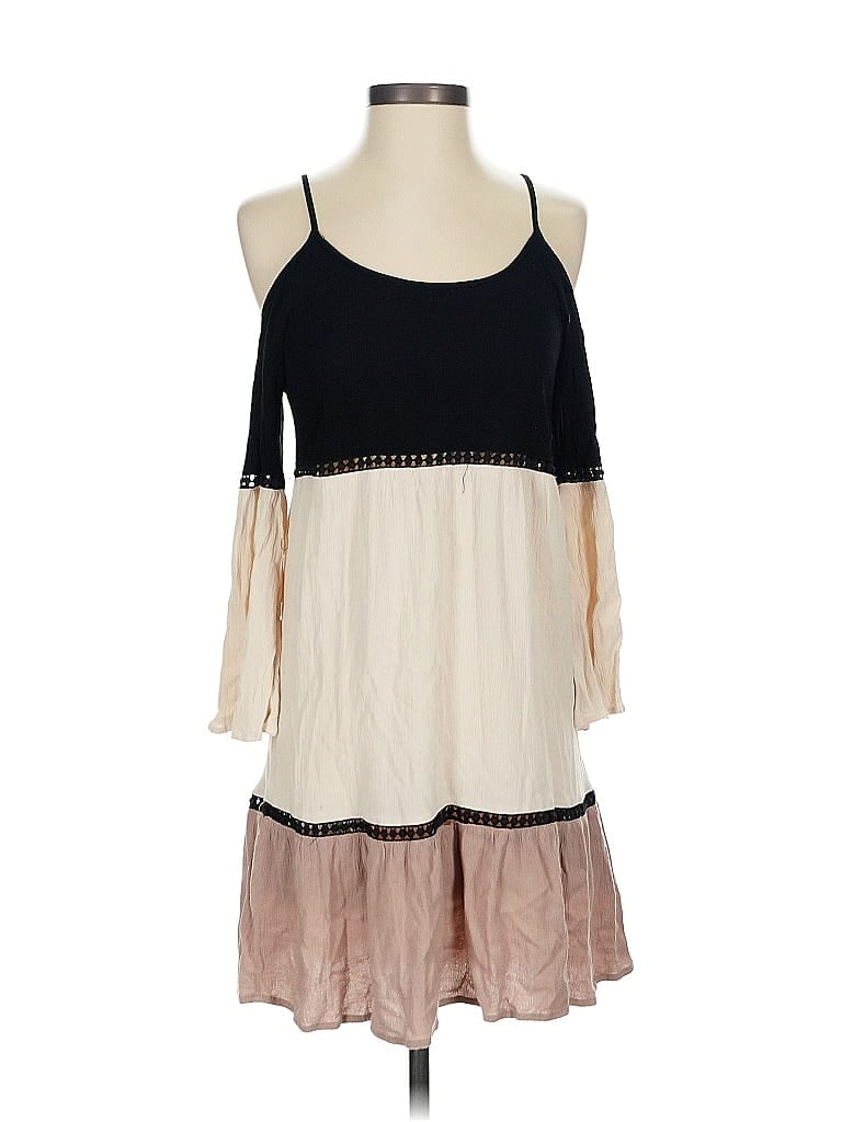 Pre-owned Umgee Casual Dress In White