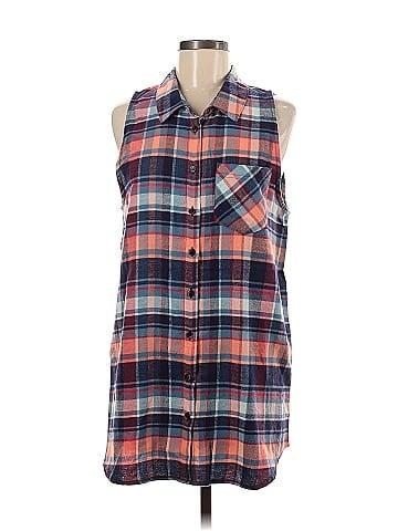 Free Press Sleeveless Button-Down Shirt (view 1)