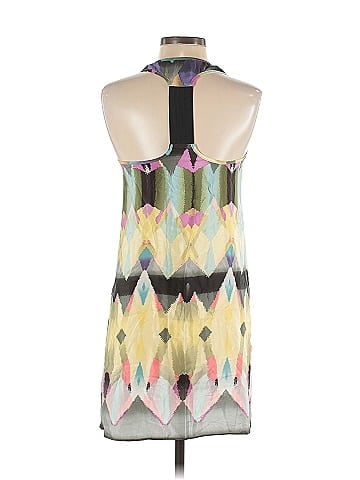 Alice & Trixie Sleeveless Blouse (view 2)