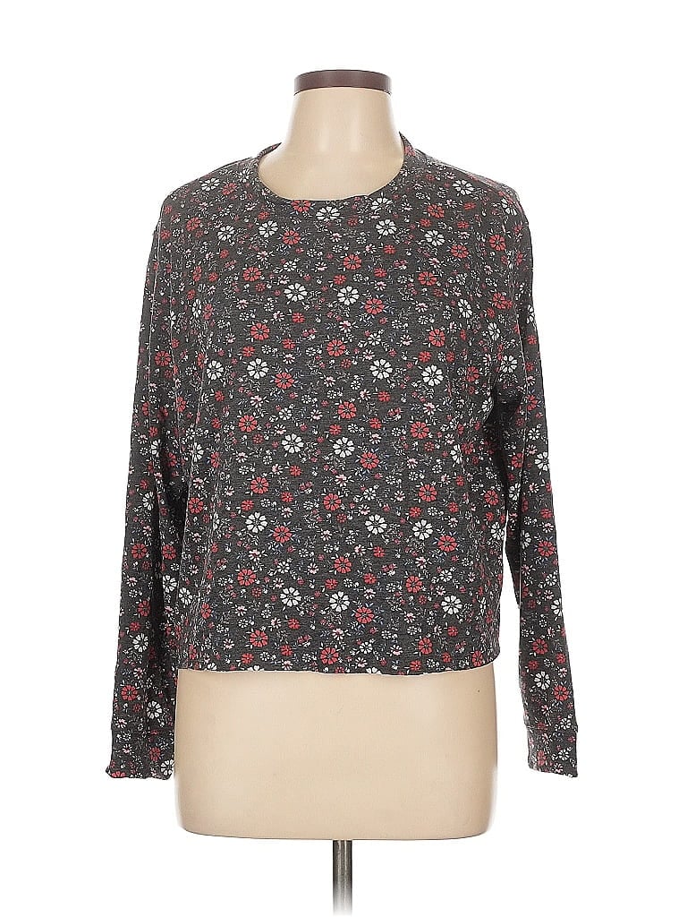 Agnes & Dora Long Sleeve T-shirt In Gray