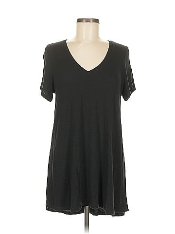 Hue Short Sleeve T-Shirt (view 1)