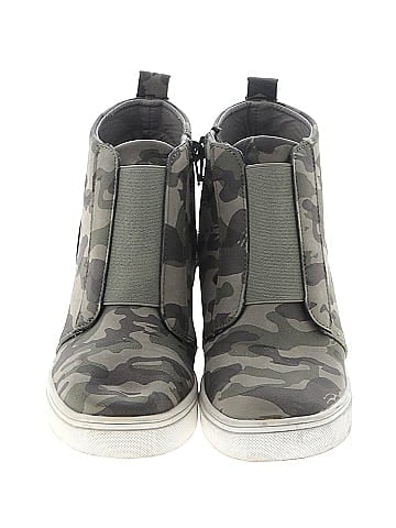 GC Shoes Ankle Boots (view 2)