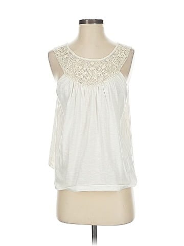 Ranna Gill Sleeveless Blouse (view 1)