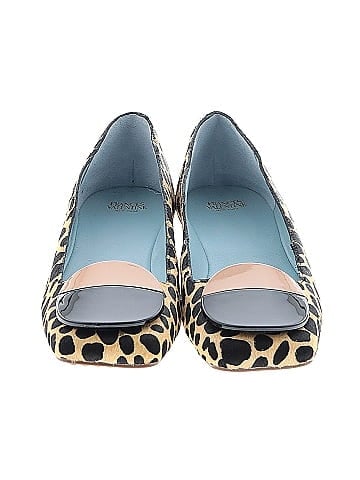Frances Valentine Flats (view 2)