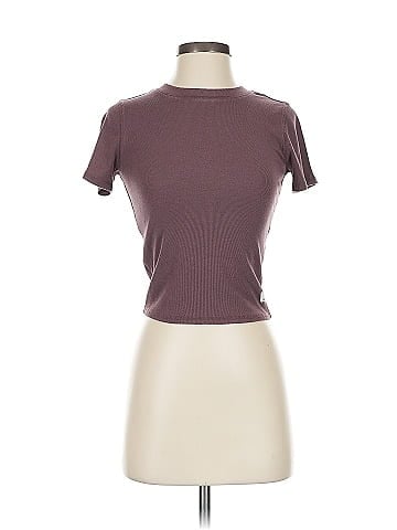 Vuori Short Sleeve T-Shirt (view 1)
