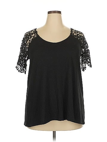 Louise Paris Short Sleeve Top (view 1)