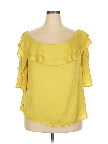 Soho JEANS NEW YORK & COMPANY Short Sleeve Blouse (view 1)