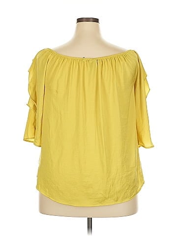 Soho JEANS NEW YORK & COMPANY Short Sleeve Blouse (view 2)