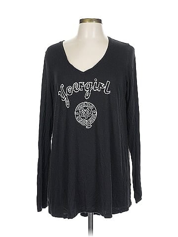 Hue Long Sleeve T-Shirt (view 1)
