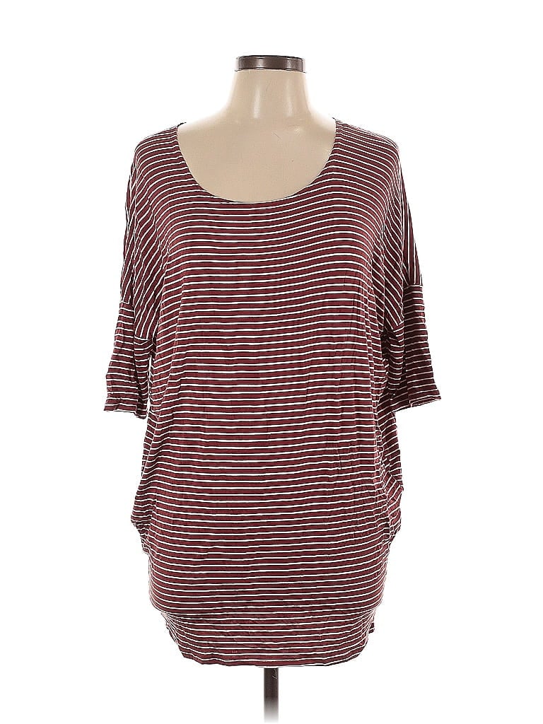 Pre-owned Agnes & Dora 3/4 Sleeve T-shirt In Burgundy