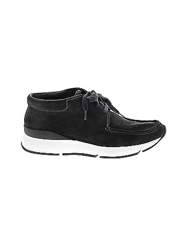 Vince. Sneakers (view 1)