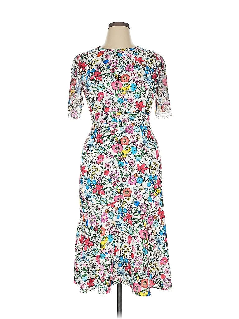 Click to view more detailed imagery on our partner's website Pre-owned Elie Tahari Cocktail Dress In White