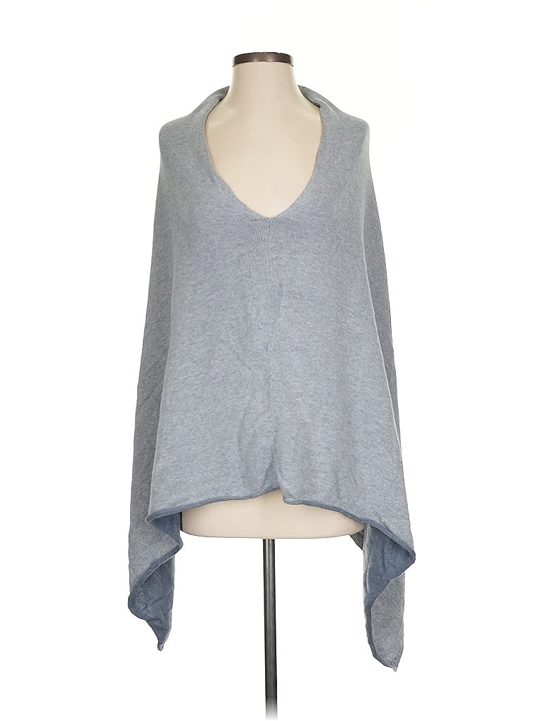 Pre-owned Indigenous Poncho In Gray