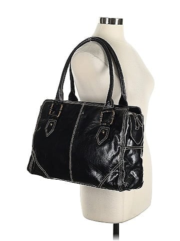 Wilsons Leather Leather Shoulder Bag (view 2)
