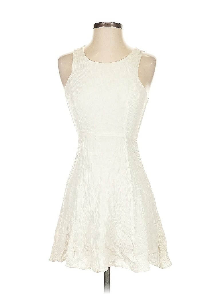 Pre-owned Pins And Needles Casual Dress In White
