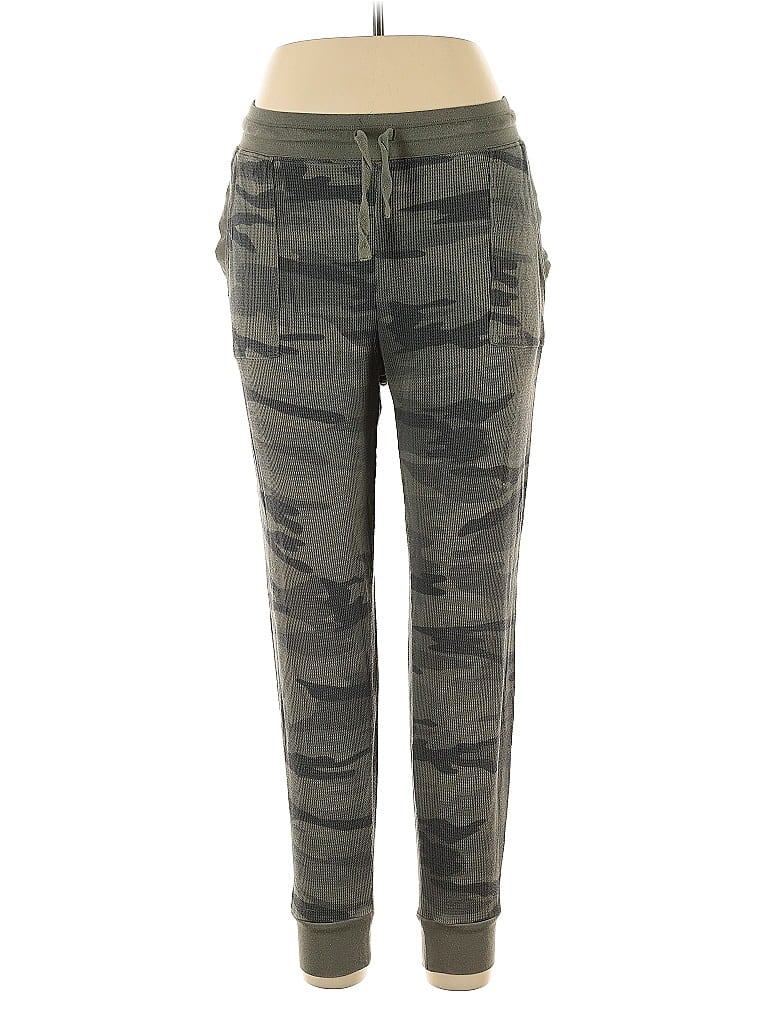 Pre-owned Splendid Cargo Pants In Green