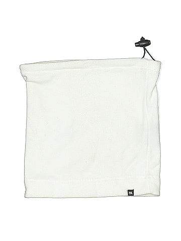 TU Scarf (view 1)