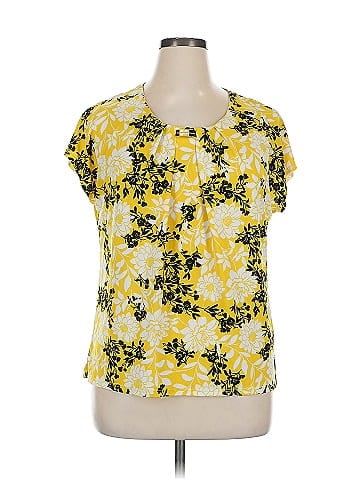 Adrienne Vittadini Short Sleeve Blouse (view 1)