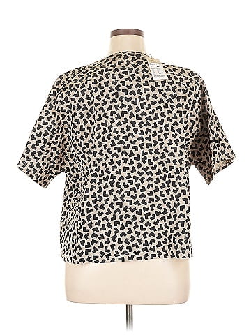 Andree by UNIT Short Sleeve Blouse (view 2)