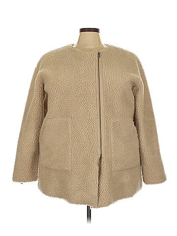 Elizabeth and James Coat (view 1)