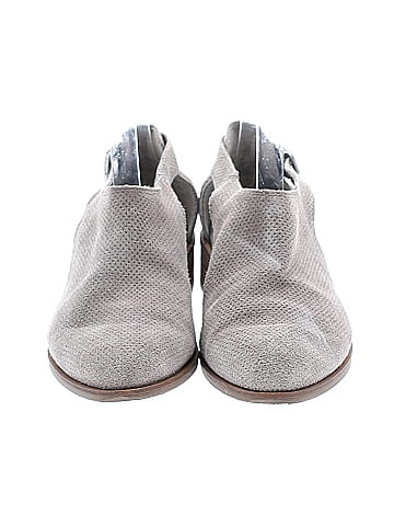 Crown Vintage Flats (view 2)