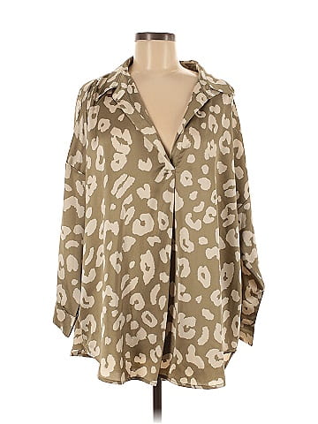 ee:some 3/4 Sleeve Blouse (view 1)