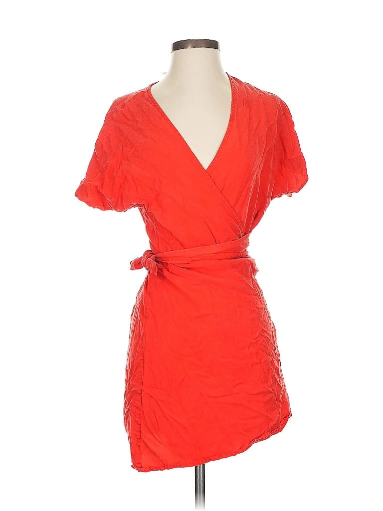 Pre-owned Amadi Casual Dress In Red