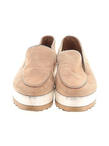 DKNY Flats (view 2)