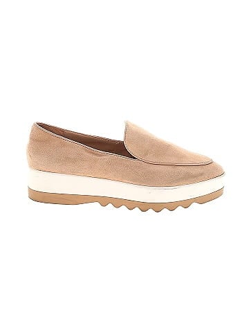DKNY Flats (view 1)