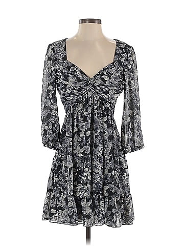 Cinq à Sept Casual Dress (view 1)
