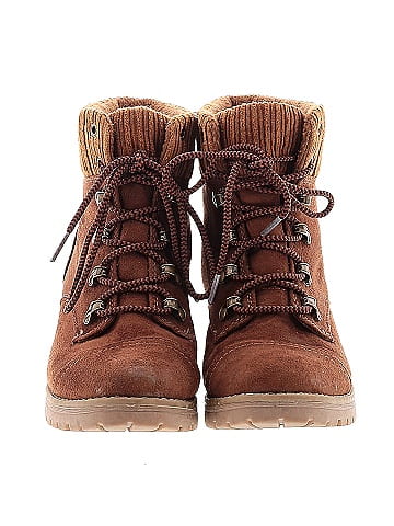 Universal Thread Ankle Boots (view 2)
