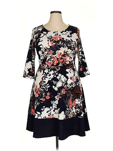 Gilli Casual Dress (view 1)
