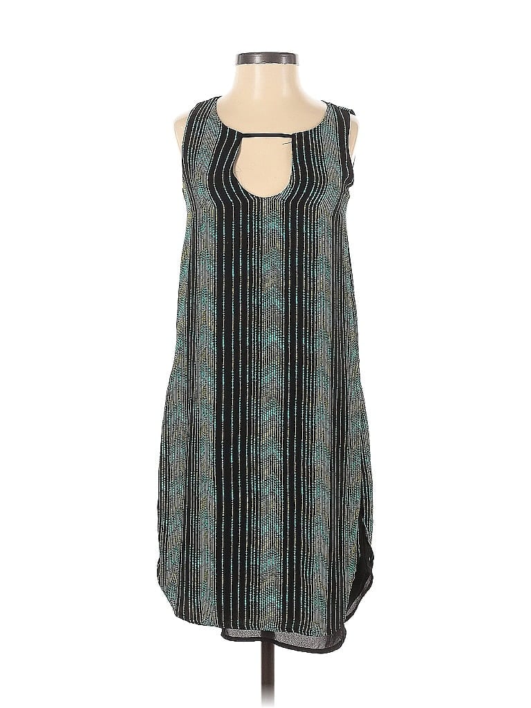 Pre-owned Bar Iii Casual Dress In Green
