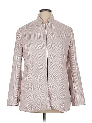 Chouyatou Coat (view 1)
