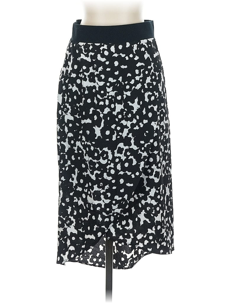 Click to view more detailed imagery on our partner's website Pre-owned Cabi Casual Skirt In Black