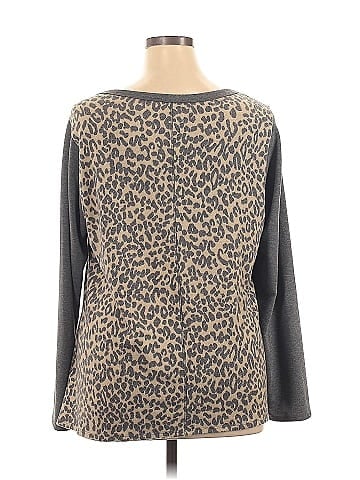 Andree by UNIT Long Sleeve T-Shirt (view 2)